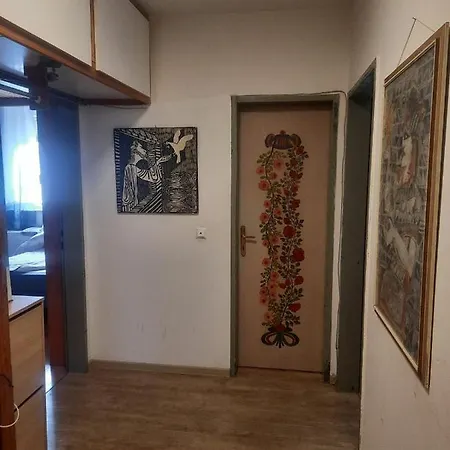 Quiet With Shared Kitchen Bathroom Graz